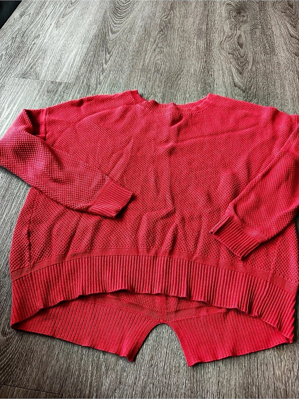 Loft Knit Sweater in Red Size Medium Like New